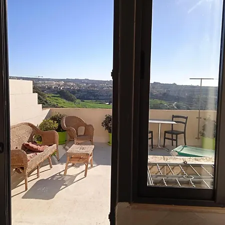 Gmiel In-natura 3* Ghajn il-Kbira (Gozo)