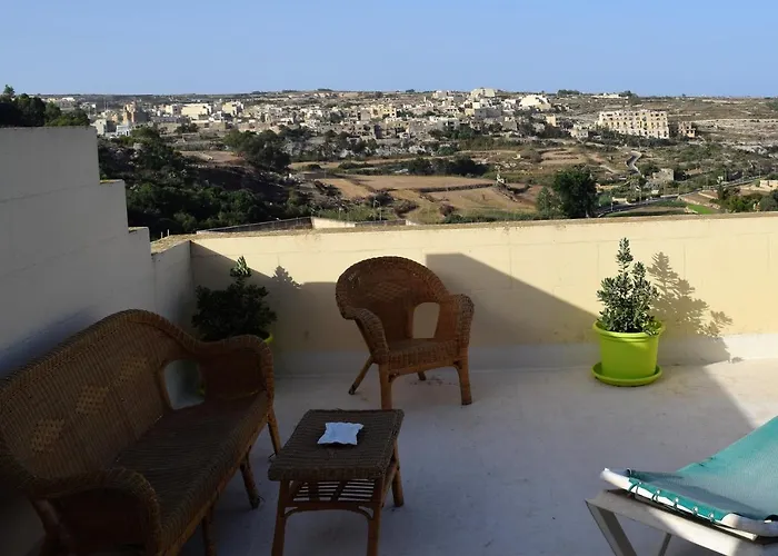 Gmiel In-natura 3* Ghajn il-Kbira (Gozo)