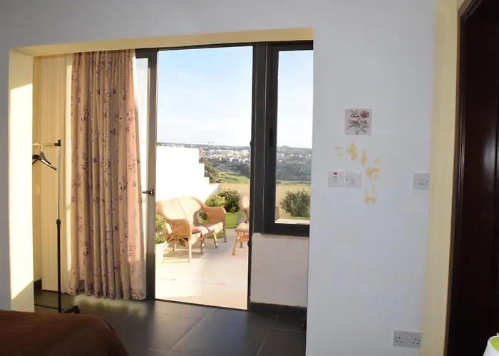 Πανσιόν Gmiel In-natura 3*