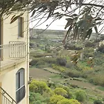 Gmiel In-natura 3* Ghajn il-Kbira (Gozo)