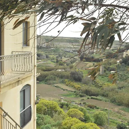 Gmiel In-natura * Ghajn il-Kbira (Gozo)